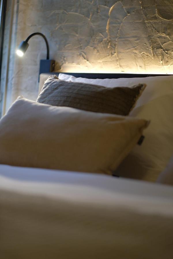 Lodge In Een Bosrijke Omgeving Met Hottub & Sauna Opt Rheezerveen Экстерьер фото