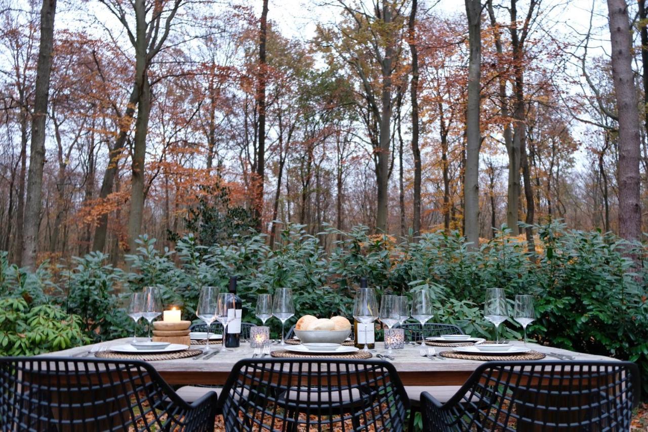 Lodge In Een Bosrijke Omgeving Met Hottub & Sauna Opt Rheezerveen Экстерьер фото